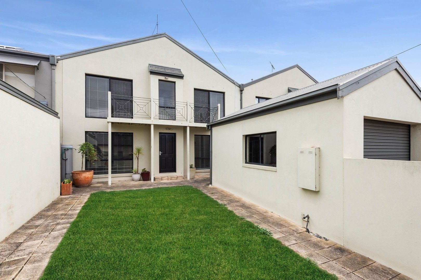 5 Potter Street, Geelong West VIC 3218 Townhouse For Rent 460 Domain