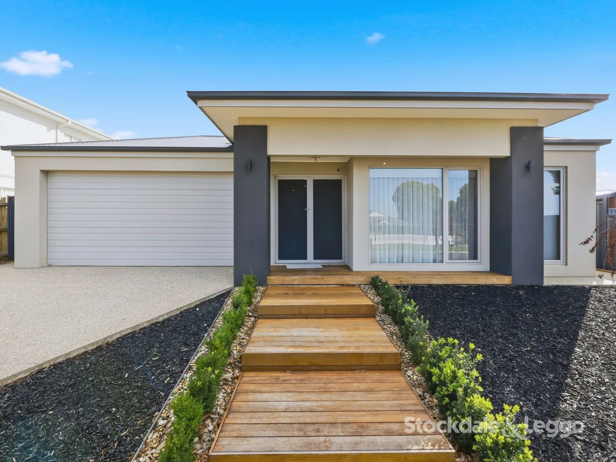 130 Holts Lane, Darley VIC 3340