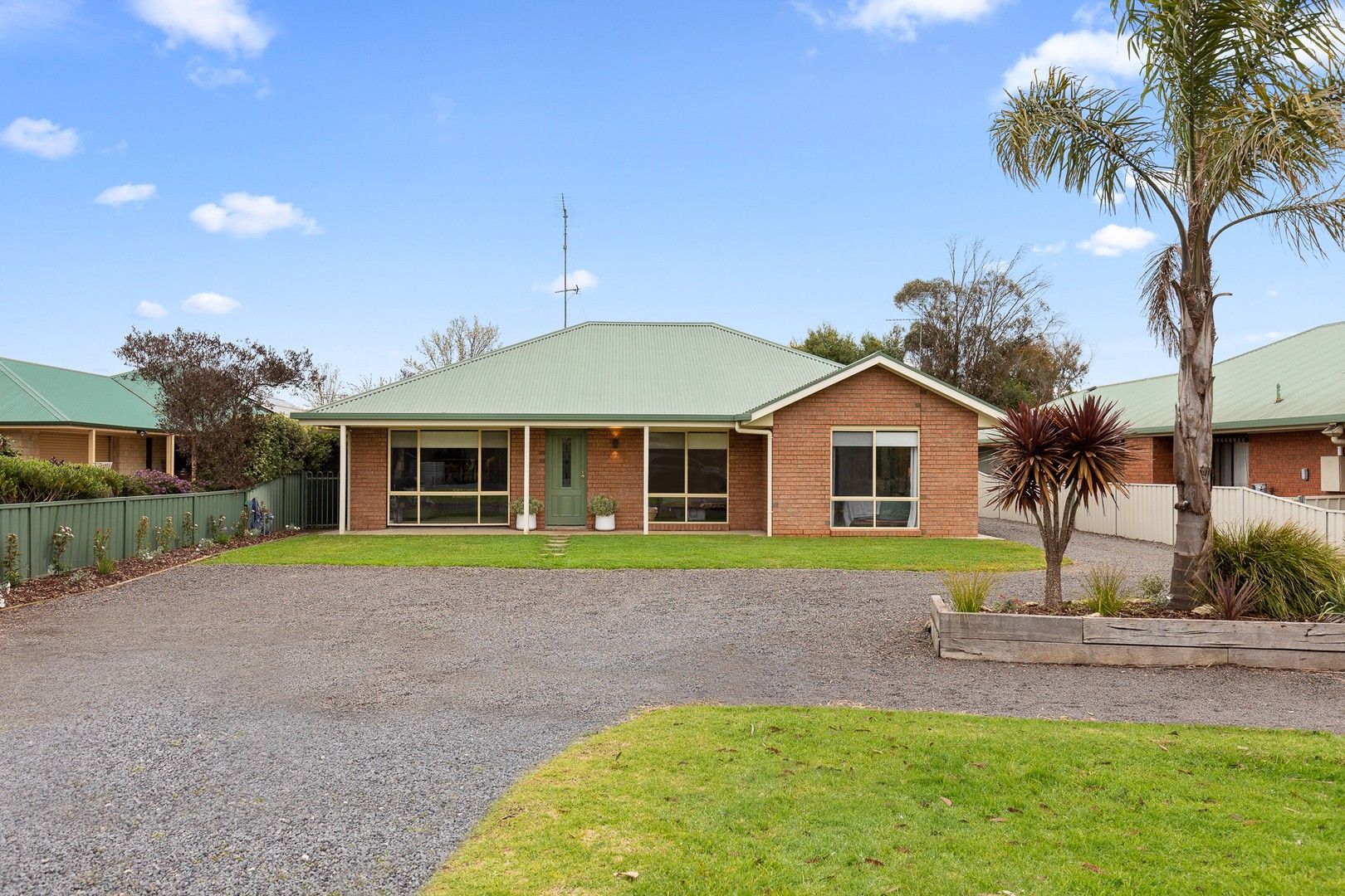 14 Church St, Penola SA 5277, Image 0