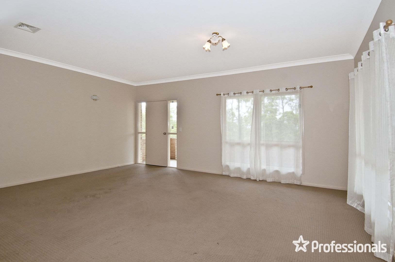 5567 Blacksmith Court, Flagstone QLD 4280 House For Rent Domain