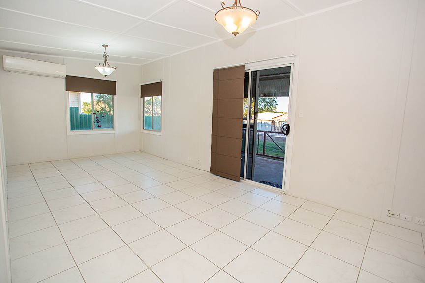 11 Marshall St, Mount Isa QLD 4825, Image 2