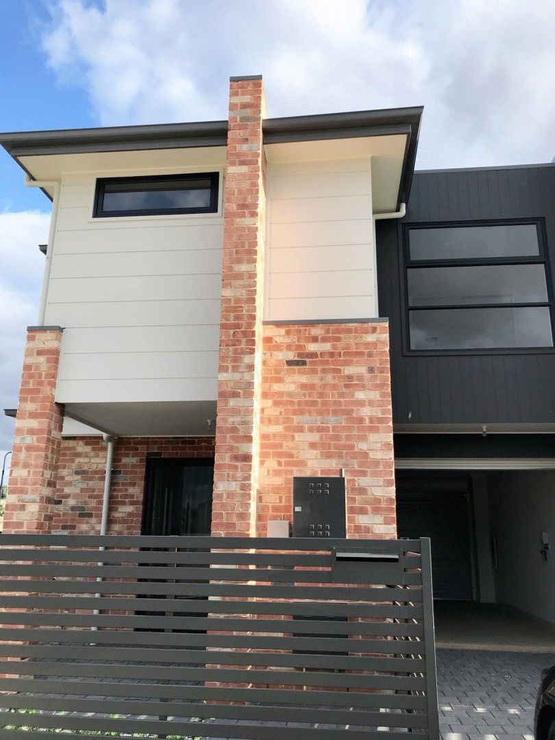 3 bedrooms Townhouse in 21 Idla Crescent ENFIELD SA, 5085