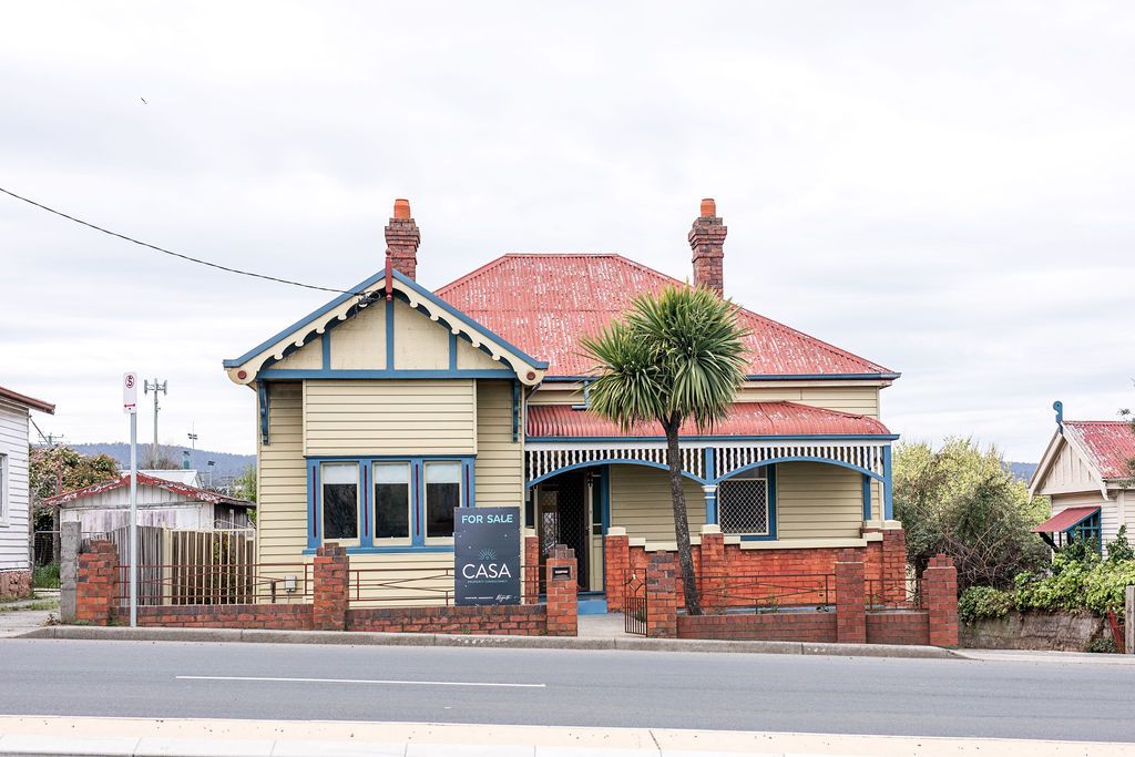 3 bedrooms House in 246 Invermay Road MOWBRAY TAS, 7248