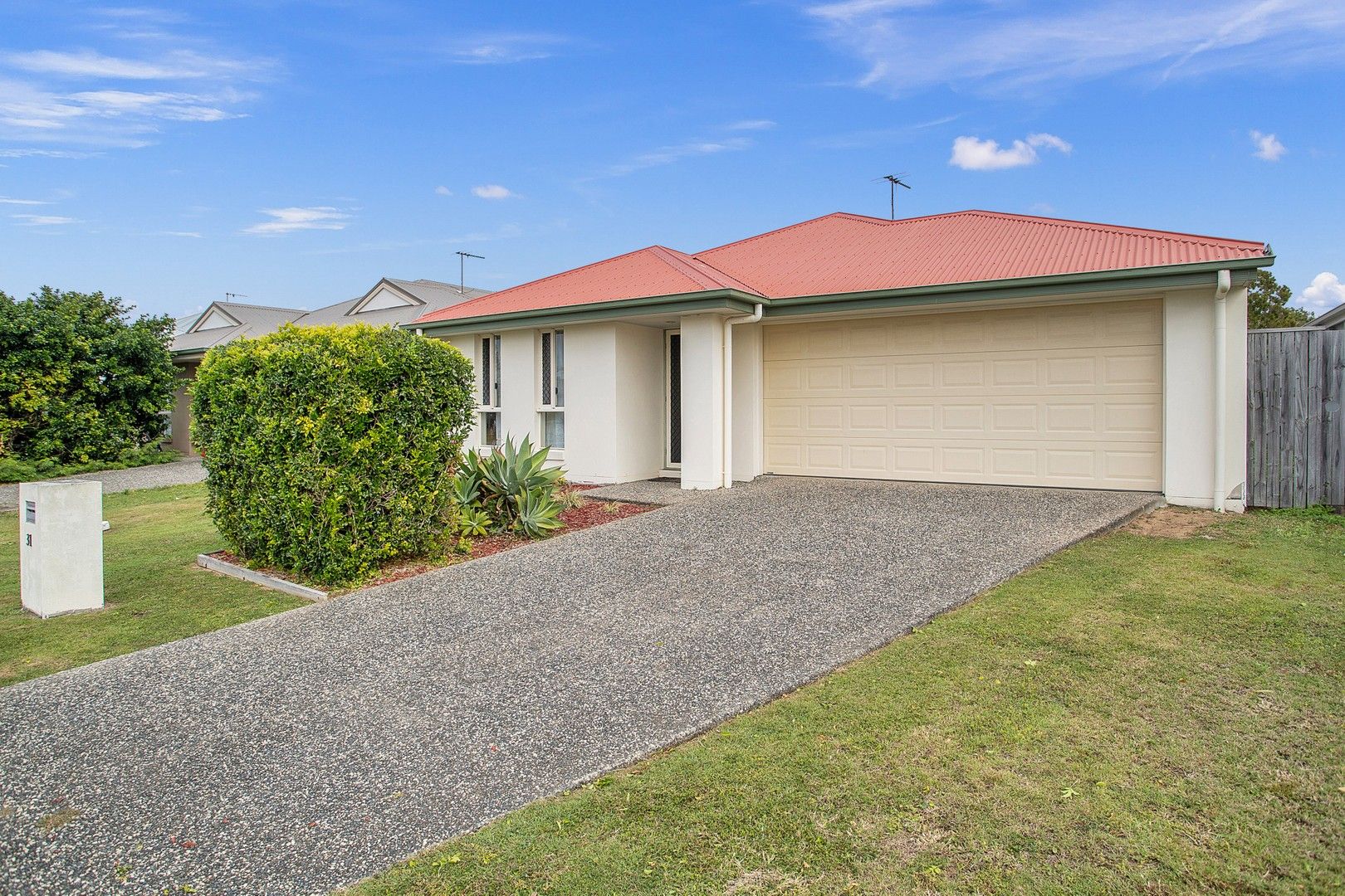 31 Scarborough Circuit, Blacks Beach QLD 4740, Image 0