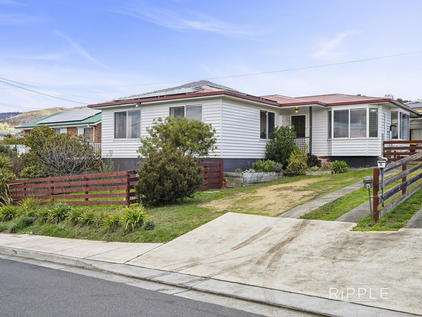 4 Yoora Street, Berriedale TAS 7011, Image 0