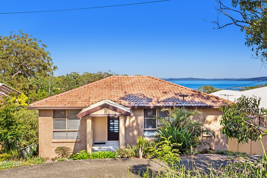 14 Lyndel Close, Soldiers Point NSW 2317, Image 2