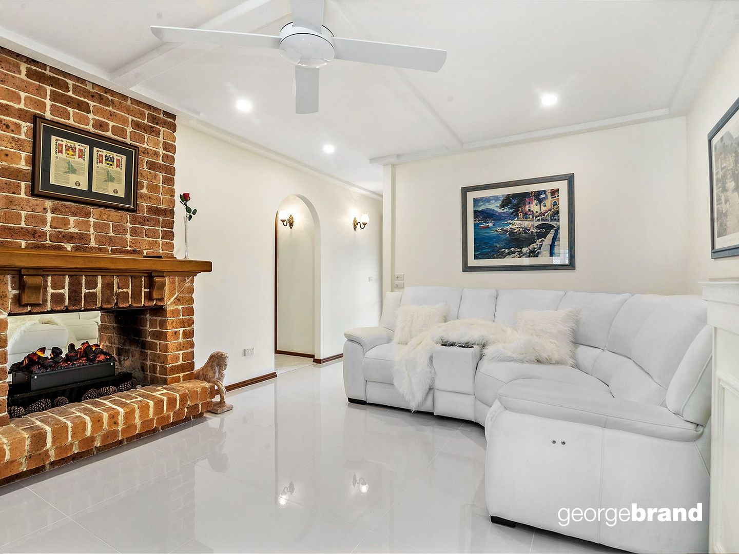 9 Seaman Close, Kariong NSW 2250, Image 1