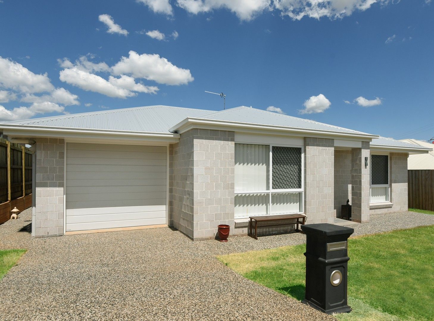 14 Irving Court, Harlaxton QLD 4350, Image 0