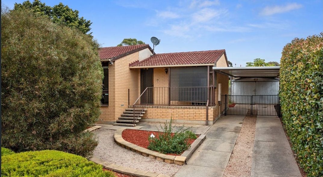3 bedrooms House in 30 Louise Crescent MORPHETT VALE SA, 5162