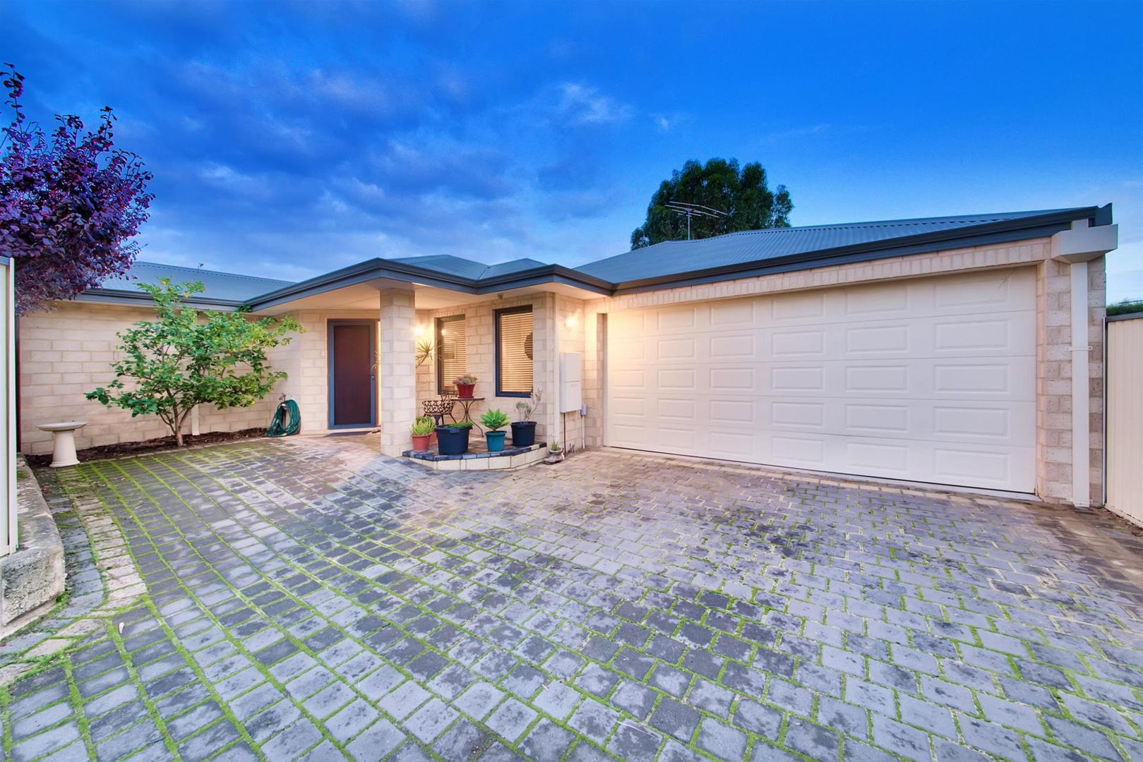 3 bedrooms House in 16B Helmsley Street SCARBOROUGH WA, 6019
