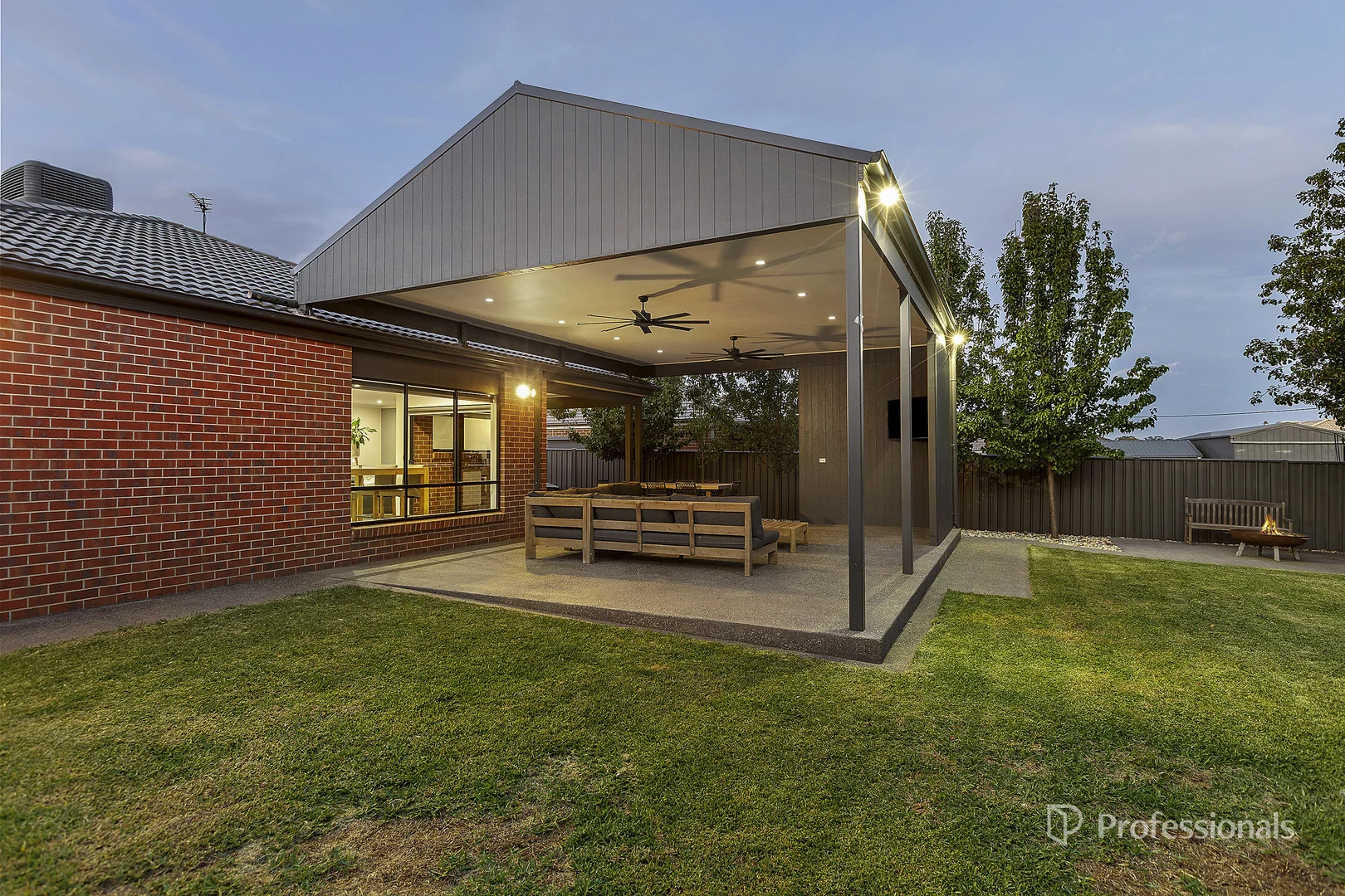 Additional image 2 of 103 Field Street, Maryborough VIC 3465