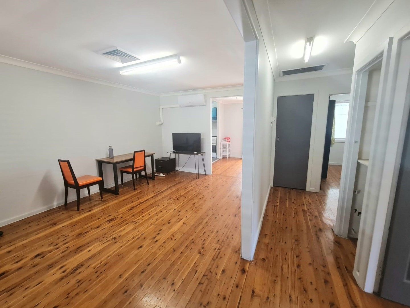 11 Roger Street, Wentworthville NSW 2145 House For Rent 650 Domain