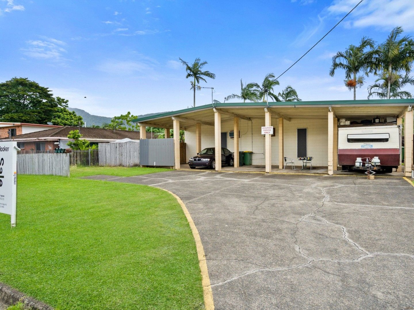 1/8 Sandown Close, Woree QLD 4868, Image 0