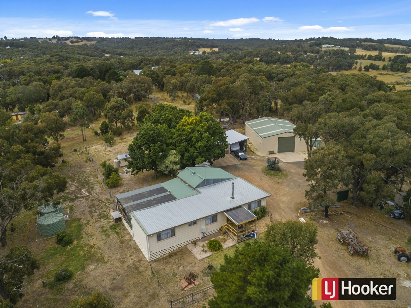 2 Junction Road, Heathcote Junction VIC 3758, Image 2
