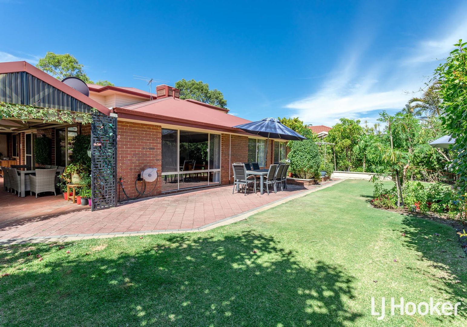 9 Sandringham Promenade, Canning Vale WA 6155, Image 1