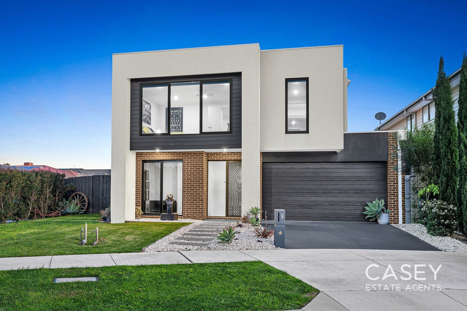 9 Pony Court, Cranbourne East VIC 3977, Image 0