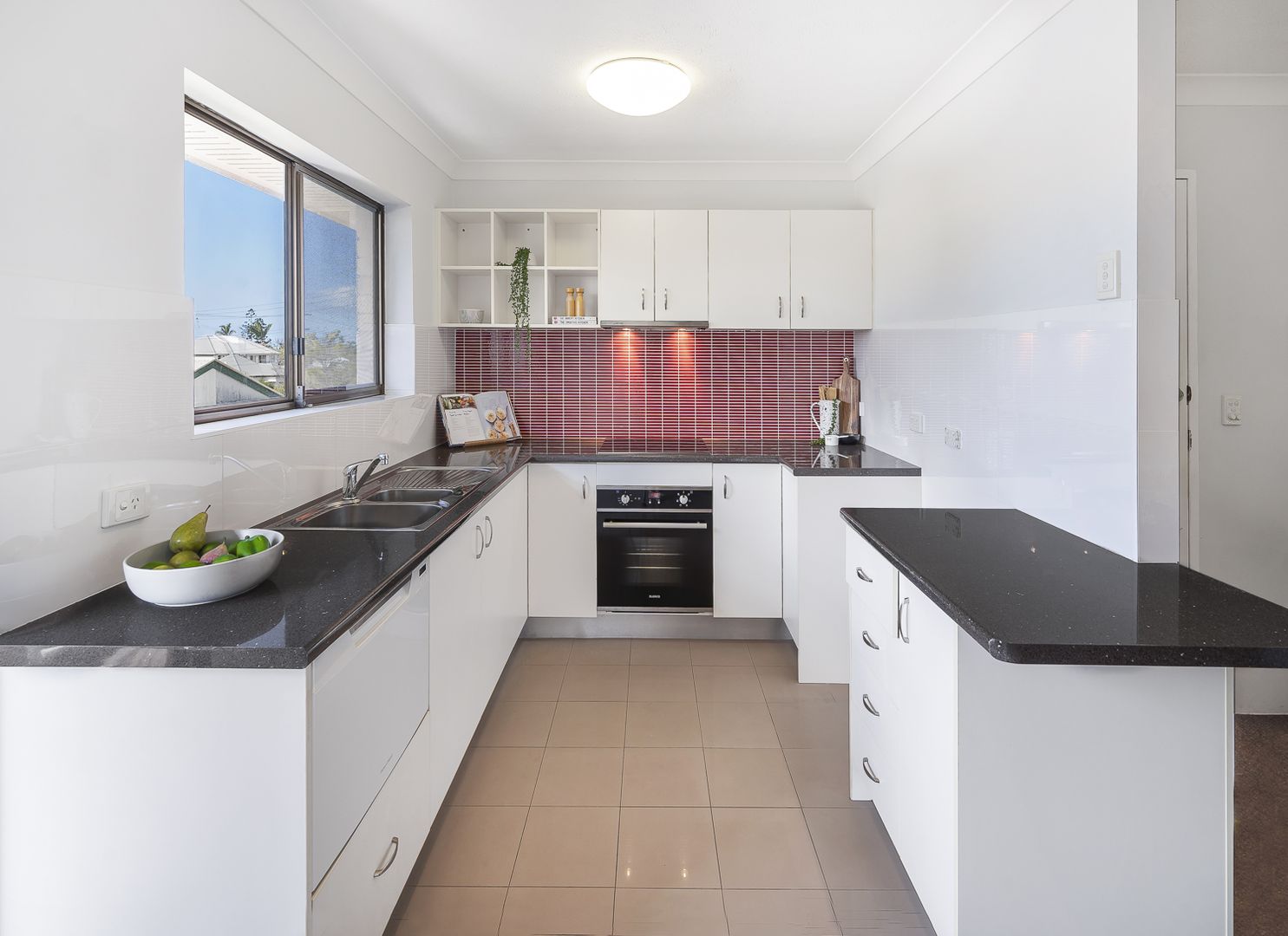 6/58 College Street, Hamilton QLD 4007, Image 2