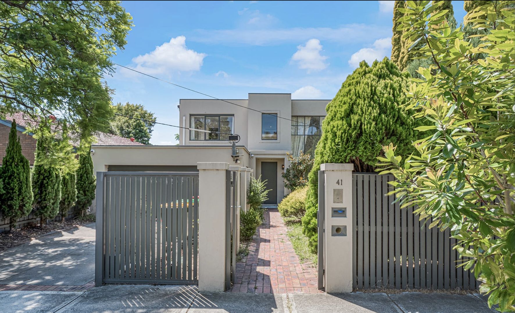 4 bedrooms House in 41 Bundeera Road CAULFIELD SOUTH VIC, 3162