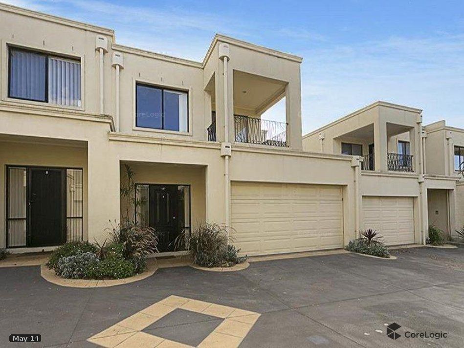 3 bedrooms Townhouse in 3/197 Nepean Highway SEAFORD VIC, 3198