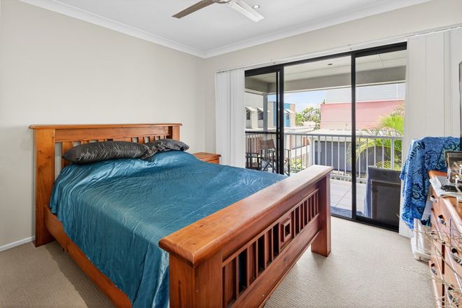 6/170 Whiting Street Labrador 4215 - Image 5