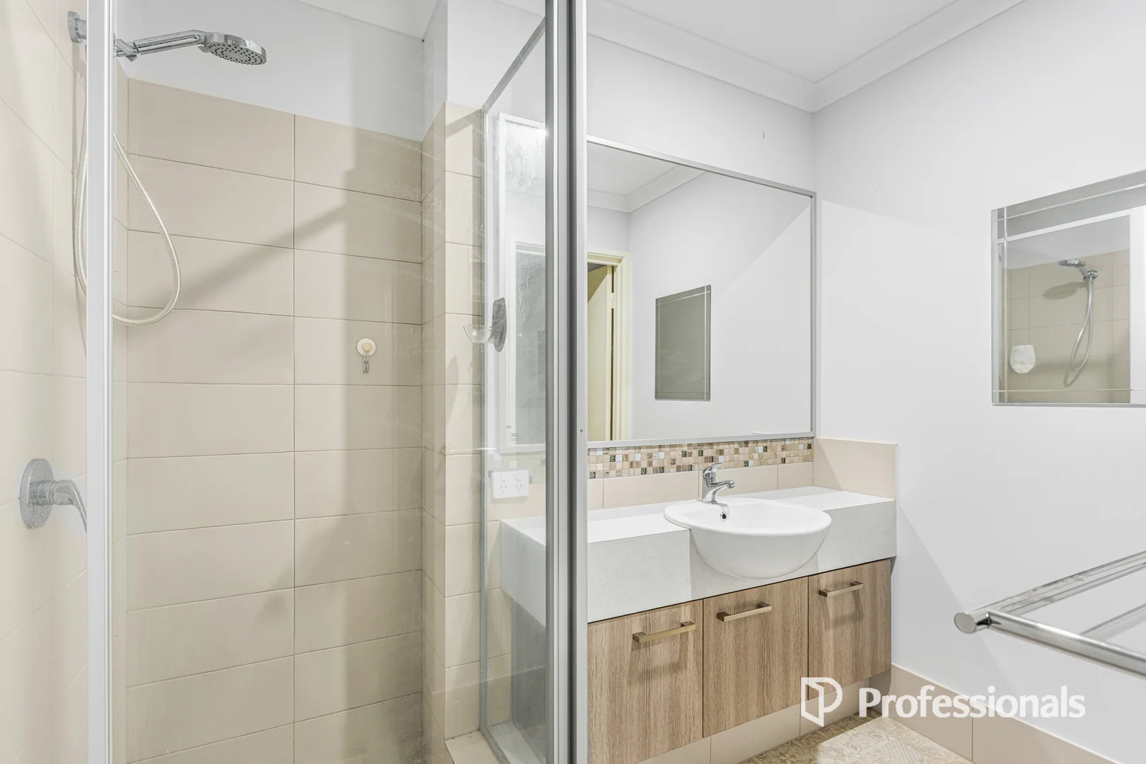 Additional image 11 of 15A Swincer Way, Koondoola WA 6064