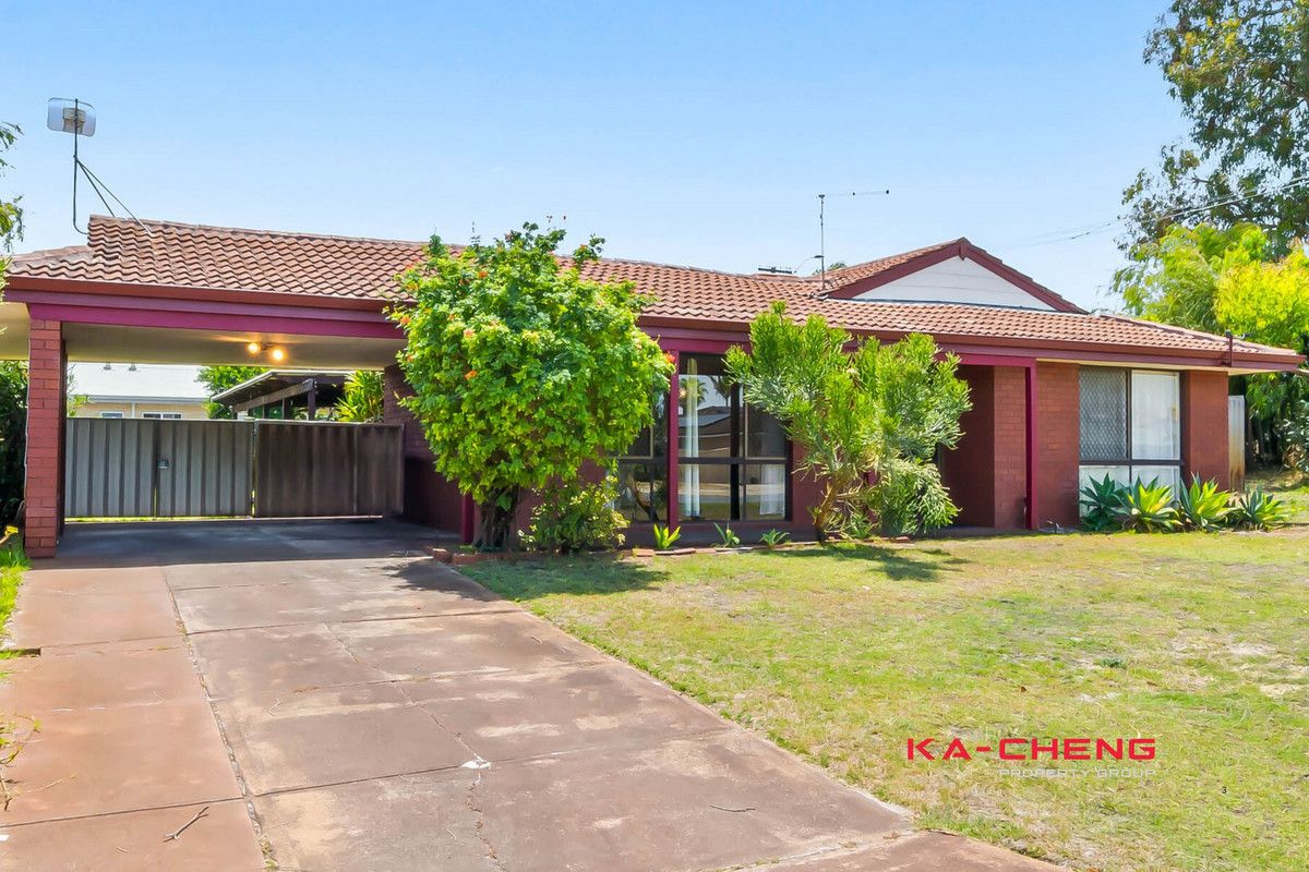 3 bedrooms House in 18 Spruce Road MORLEY WA, 6062
