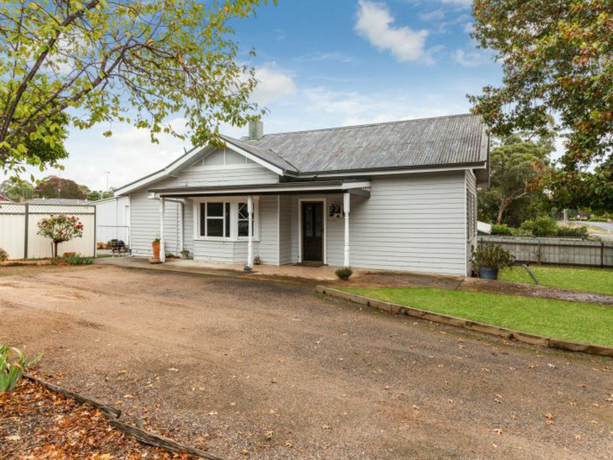 14 Hamilton Street, Broadford VIC 3658, Image 0