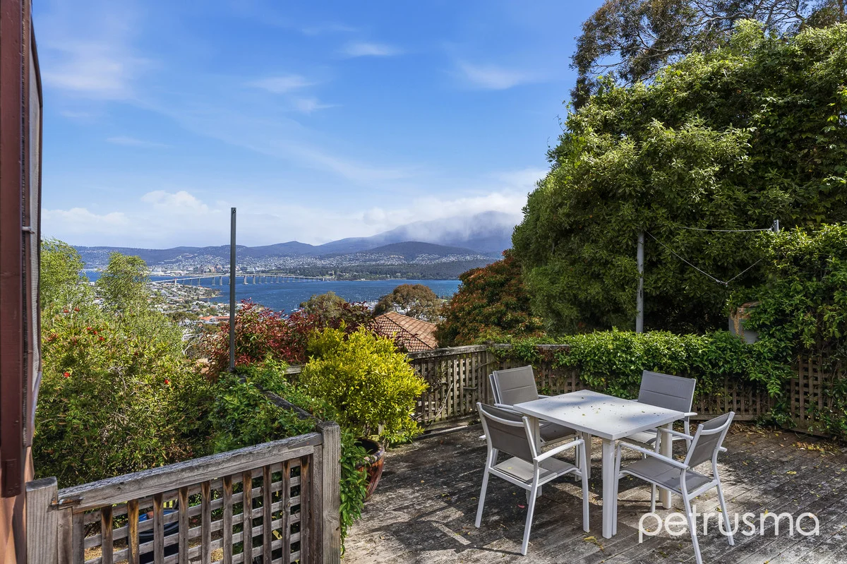 43 Robin Court, Lindisfarne TAS 7015 | Domain