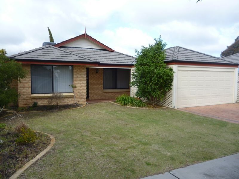 4 bedrooms House in 1 Silent Grove ELLENBROOK WA, 6069