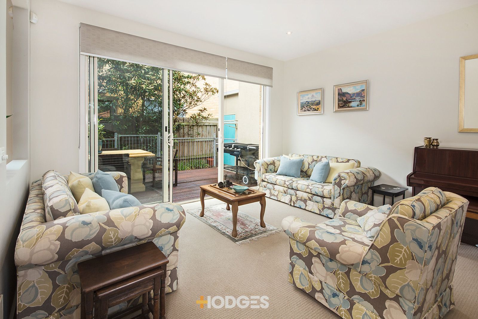 11 Ebden Avenue, Black Rock VIC 3193, Image 2