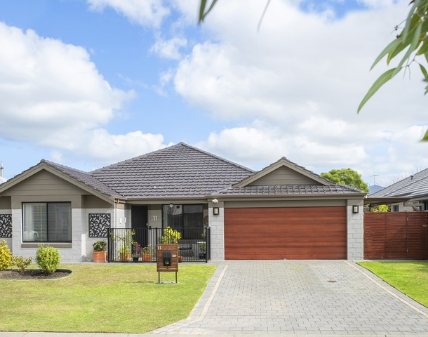 11 Clematis Way, Broadwater WA 6280