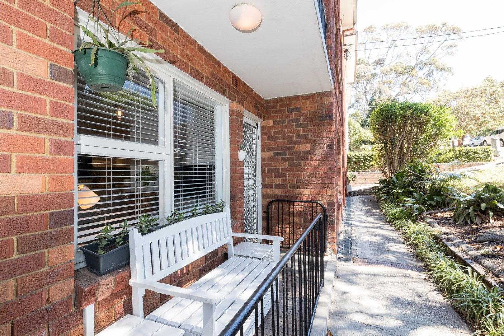 2/1 Hawkesbury Avenue, Dee Why NSW 2099, Image 0