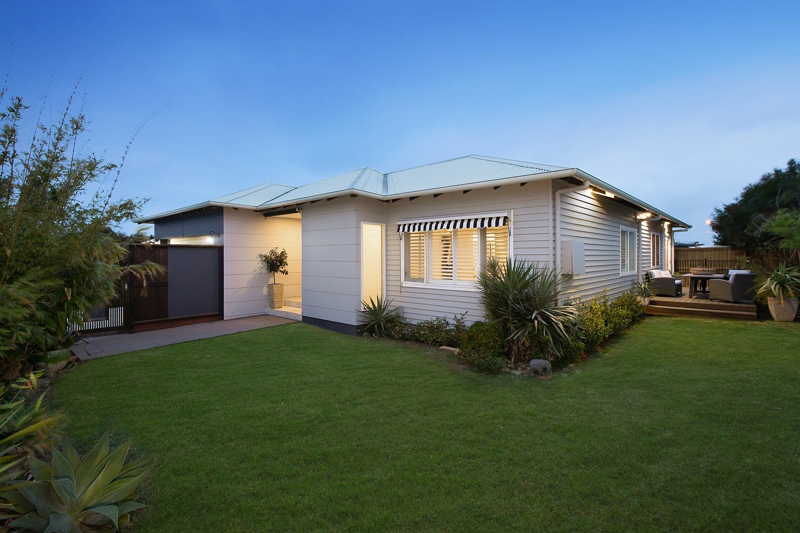 1 Moorah Avenue, Blue Bay NSW 2261, Image 0