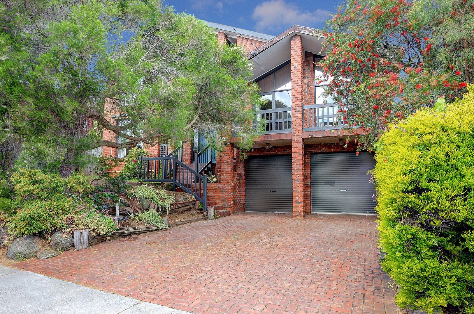 70 View Mount Road, Wheelers Hill VIC 3150, Image 0