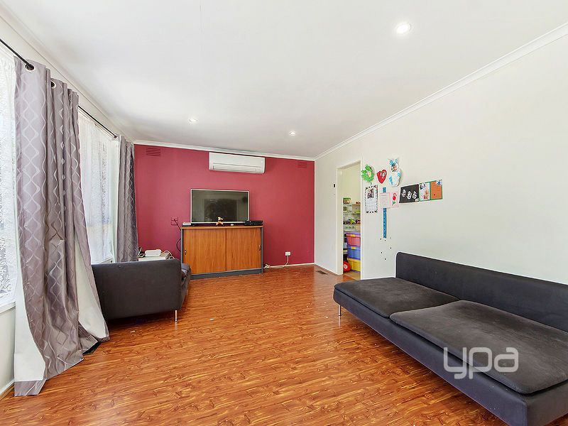 6 Dover Street, Albanvale VIC 3021, Image 1