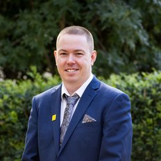 Ray White Mildura - Davin DeMarco