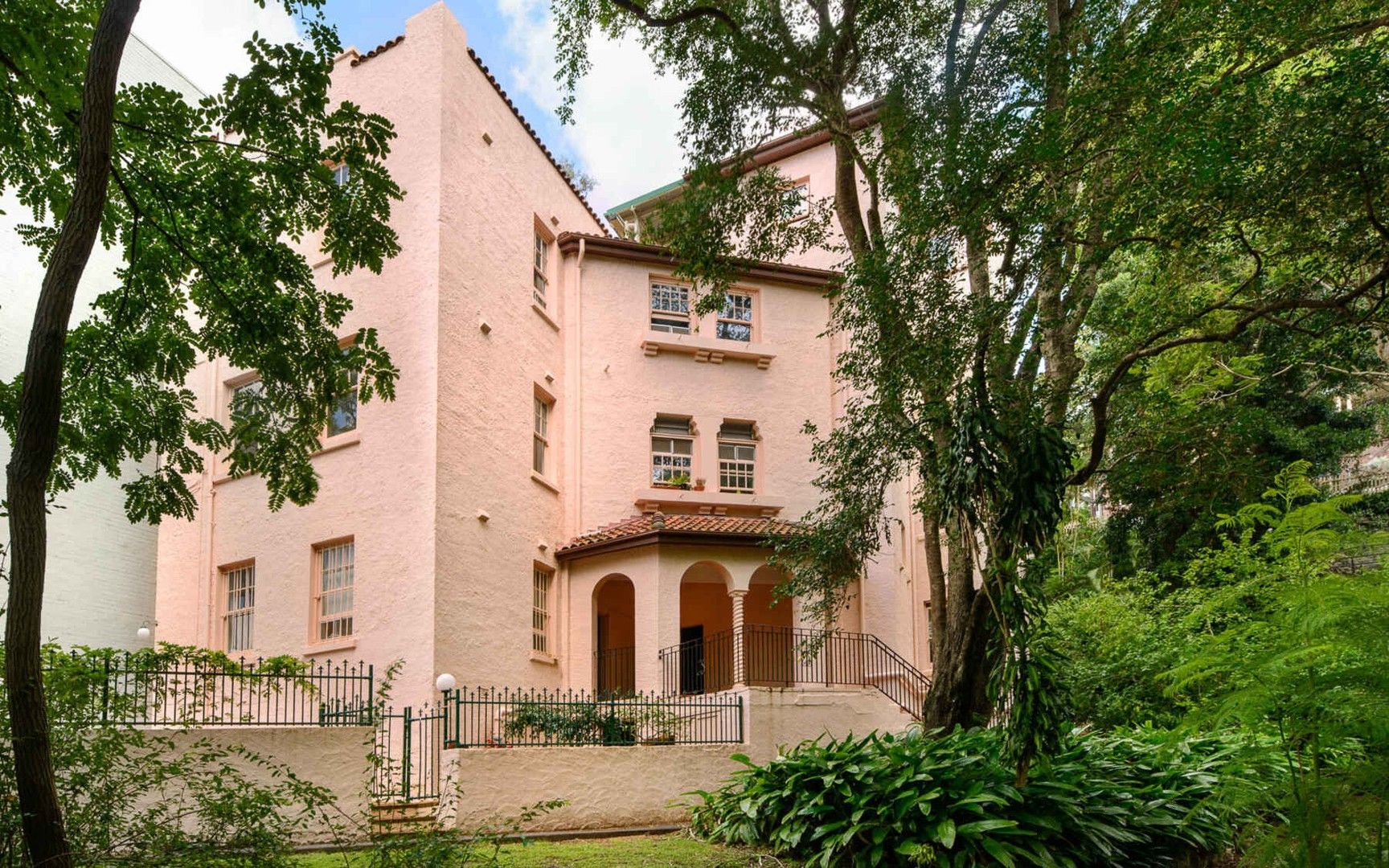 2/23 Waiwera Street, Lavender Bay NSW 2060 Apartment For Rent Domain