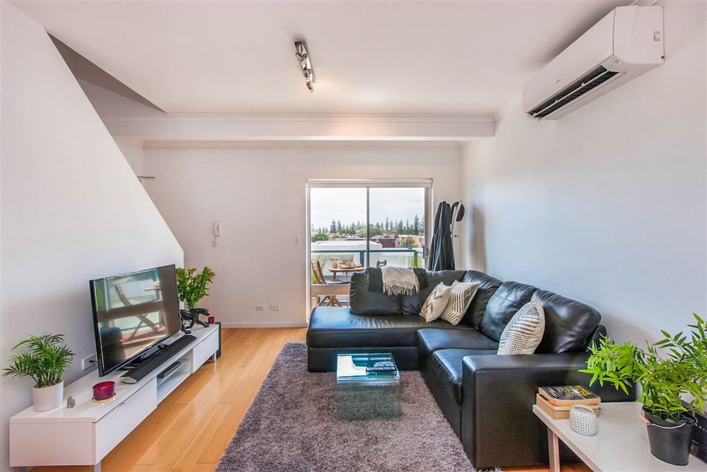 8/286 Seaview Road, Henley Beach SA 5022, Image 2