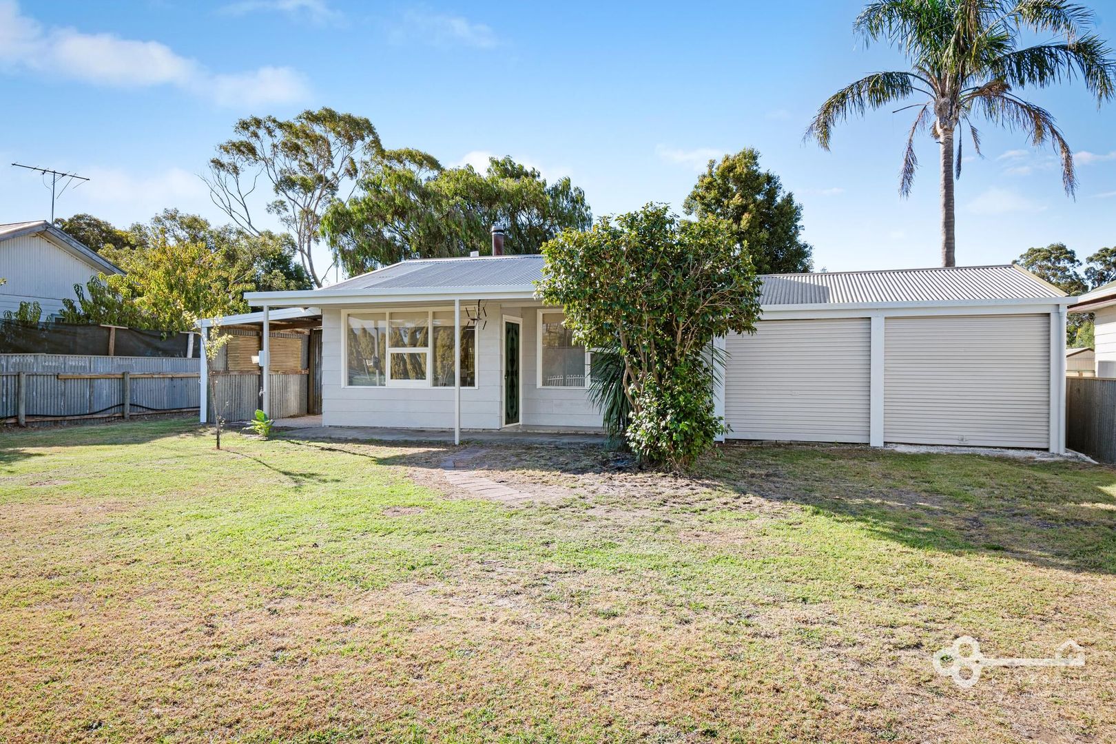 8 West Street, Tarpeena SA 5277, Image 1