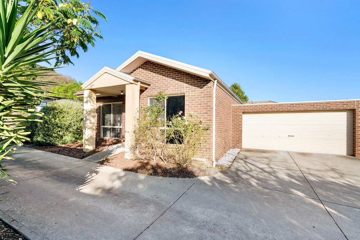 2/111 Centre Road, Langwarrin Property History & Address Research