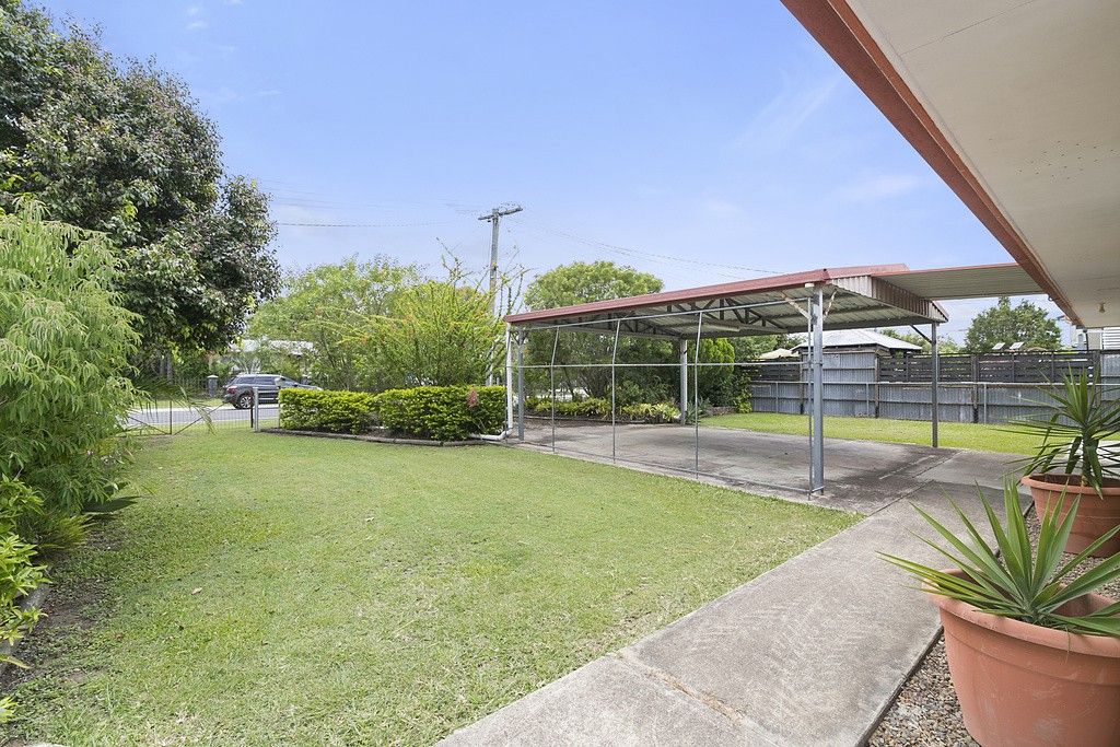 6 Bell Street, Walloon QLD 4306, Image 2