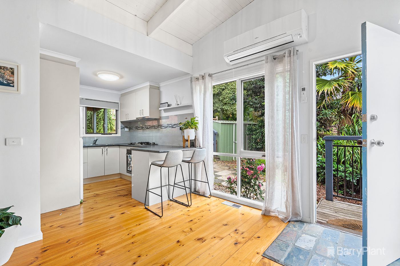 27 Middleton Drive, Woori Yallock VIC 3139 House For Rent Domain