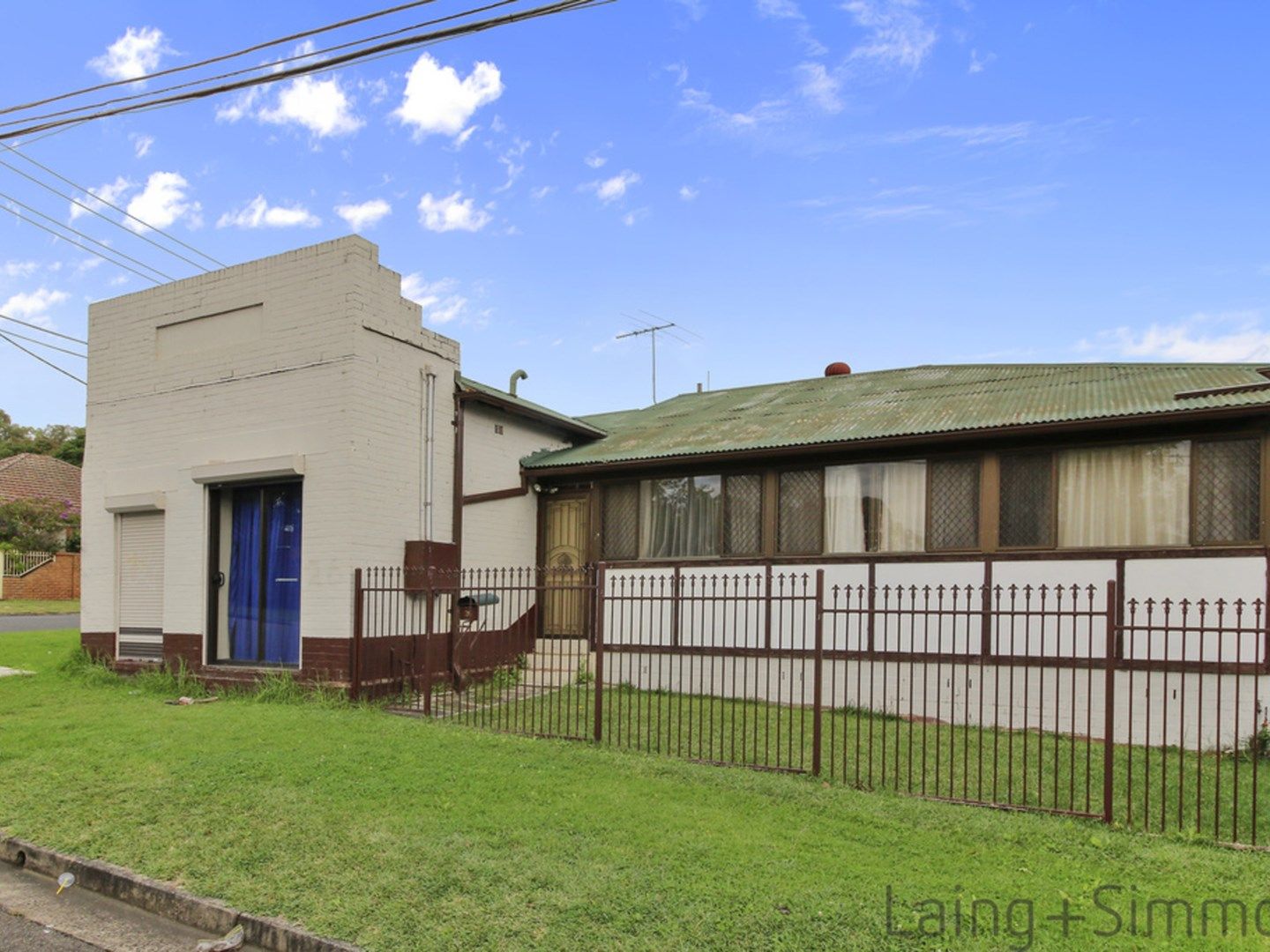 26 Laurel Street, Carramar NSW 2163, Image 1