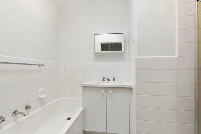 Additional image 4 of 10/212 Waterdale Road, Ivanhoe VIC 3079