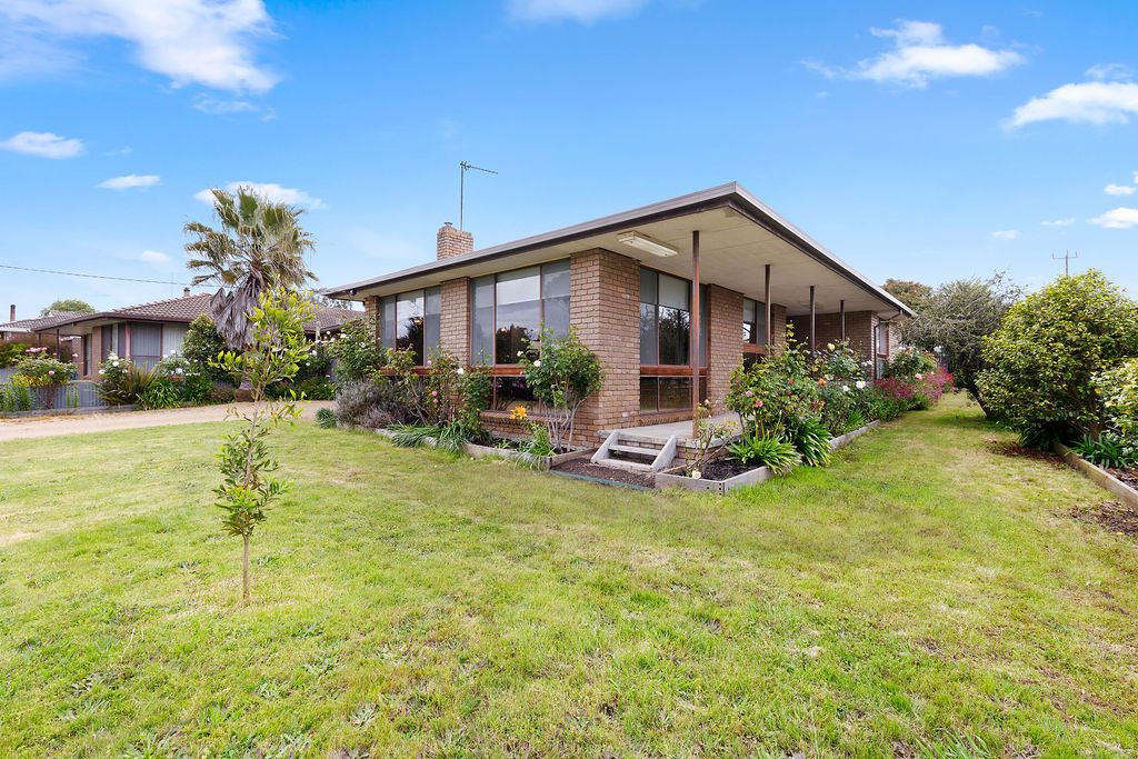 6 Park Road, Beaufort VIC 3373, Image 0