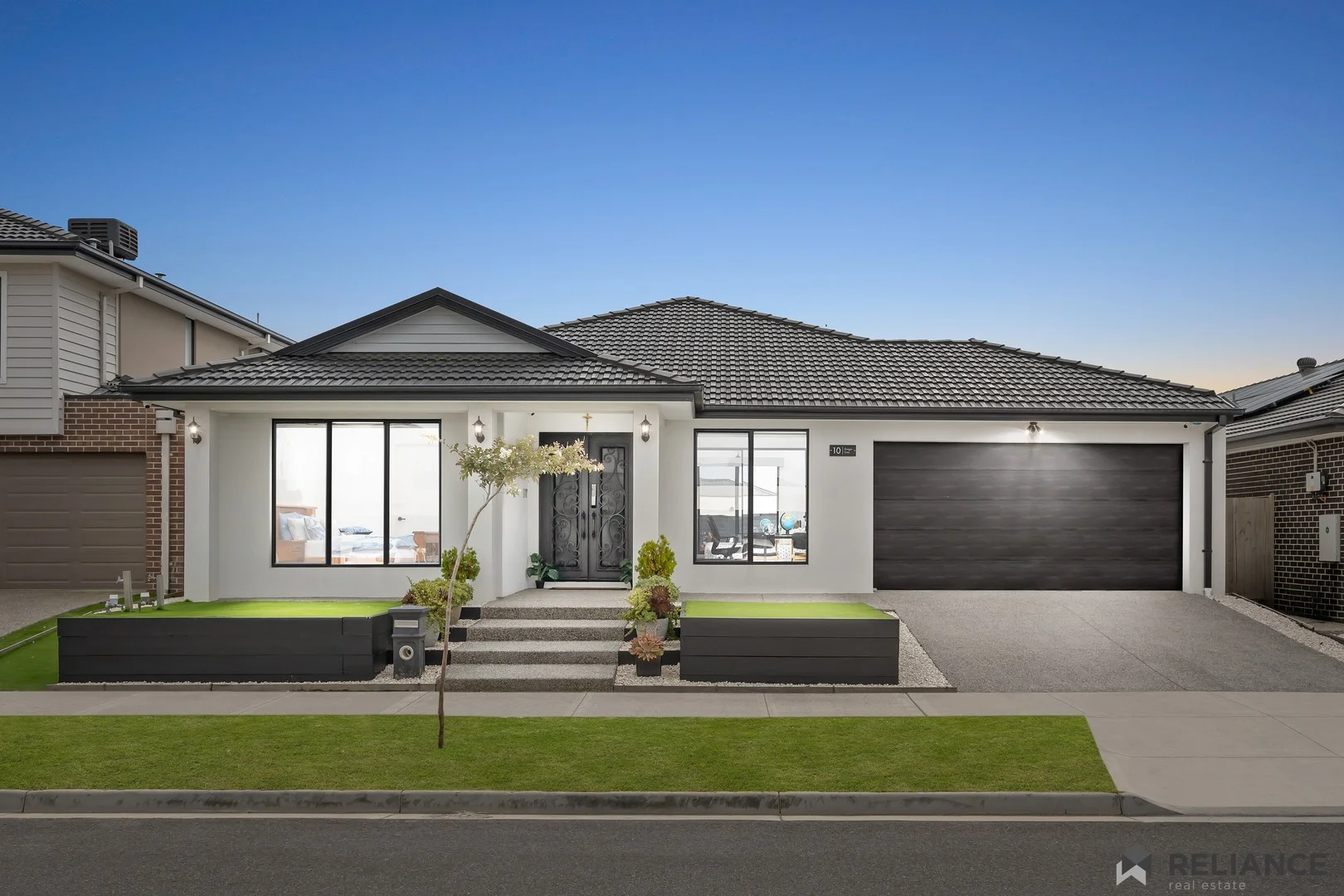 10 Ginger Crescent, Mickleham VIC 3064