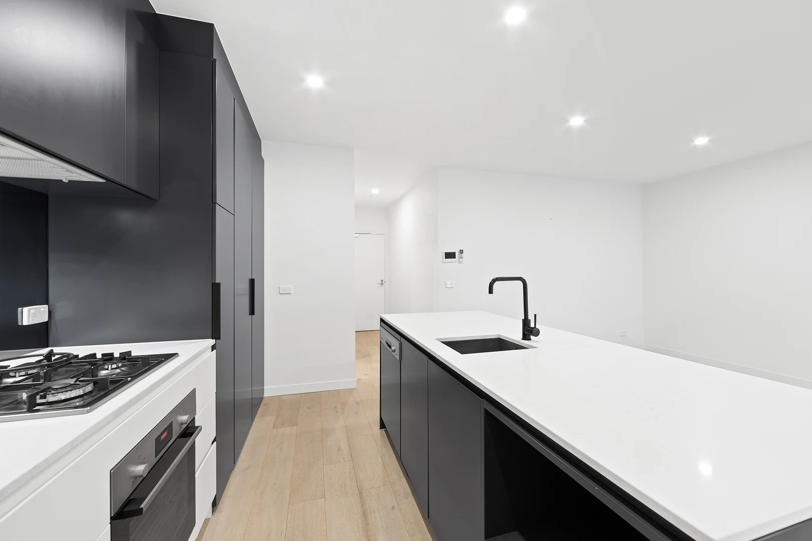 Additional image 3 of 1105/4 Joseph Road, Footscray VIC 3011