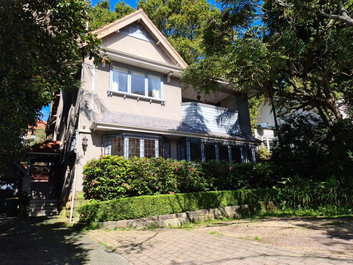 4 bedrooms House in 353 New South Head Road DOUBLE BAY NSW, 2028