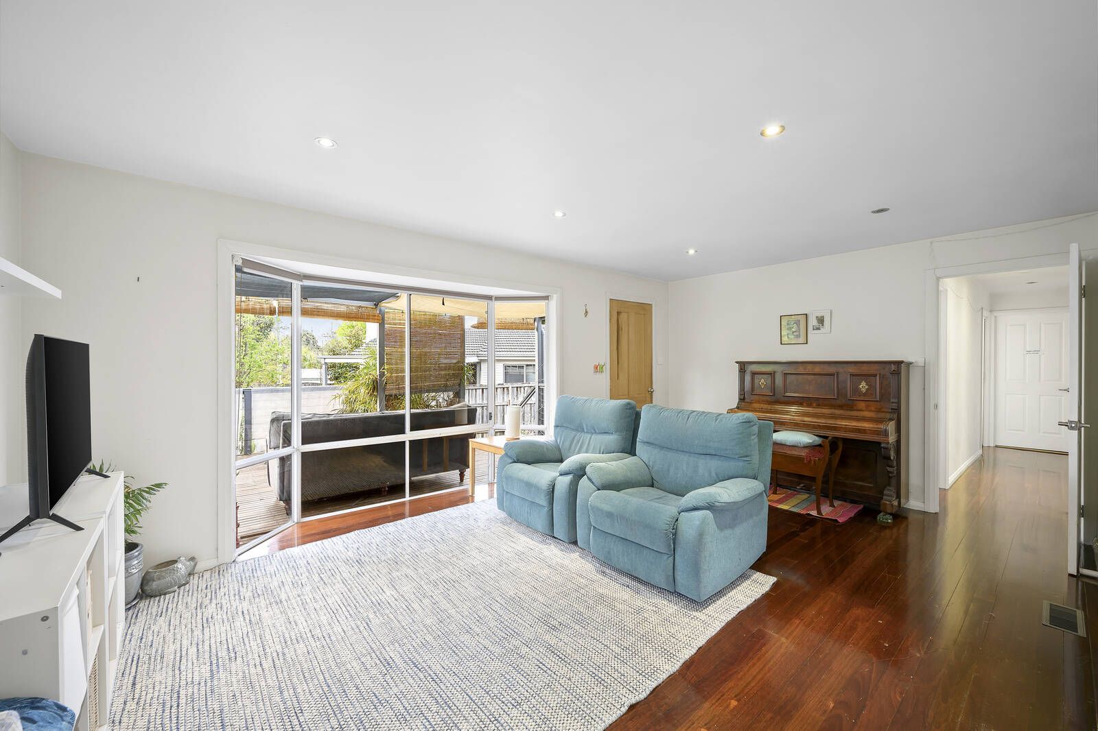 8 Ian Avenue, Ringwood East VIC 3135 Domain