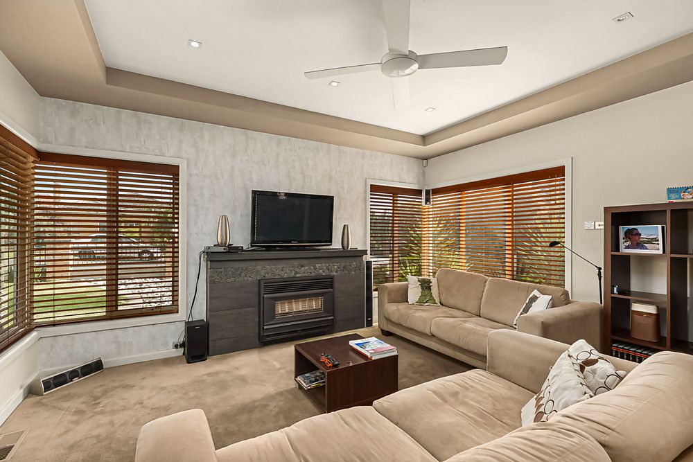 31 Magdala Avenue, Strathmore VIC 3041, Image 1